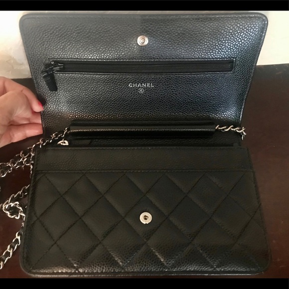 Authentic CHANEL Classic Wallet on Chain (WOC) - Picture 5 of 16